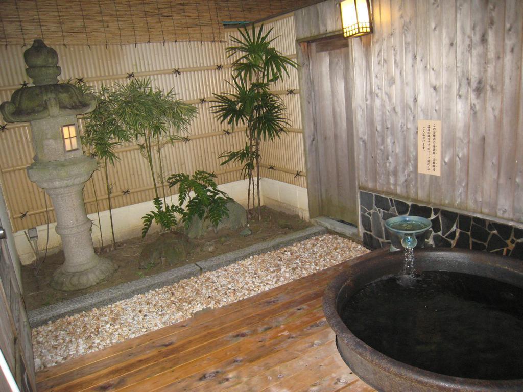 Utsumionsen Ichizu Otel Aichi Dış mekan fotoğraf
